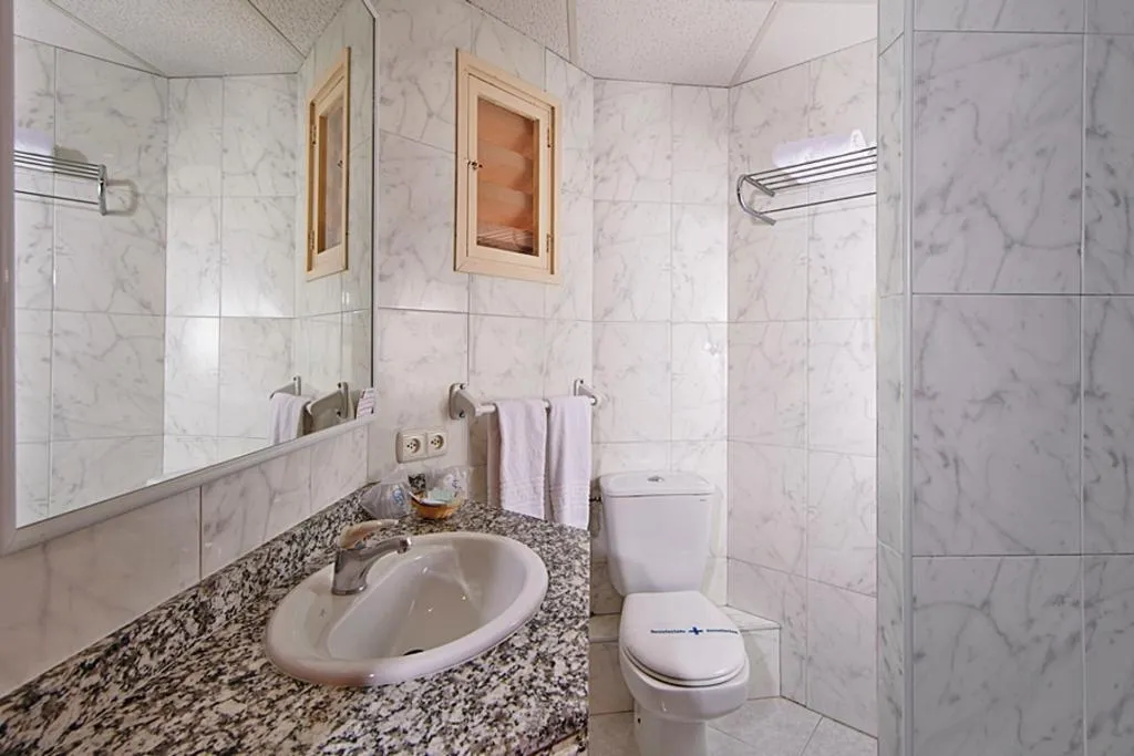 SINGLE STANDARD Room, Blue Bay, Majorca