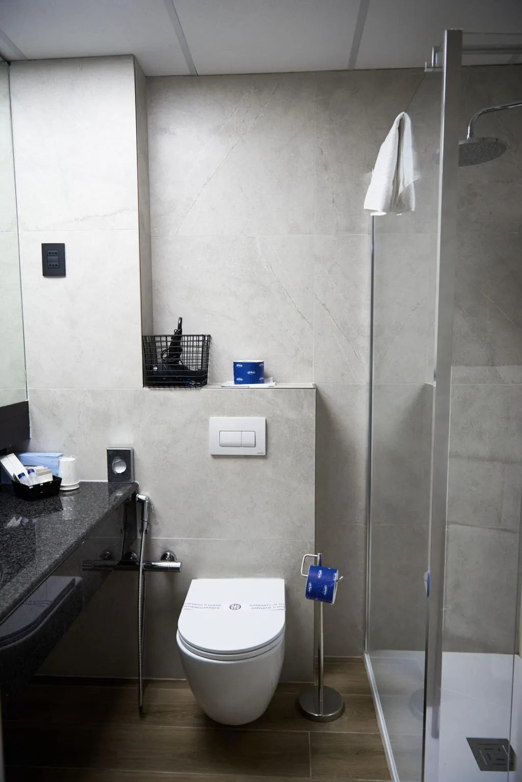 DOUBLE SINGLE USE SUPERIOR LAKE VIEW Room, Concorde, Milan
