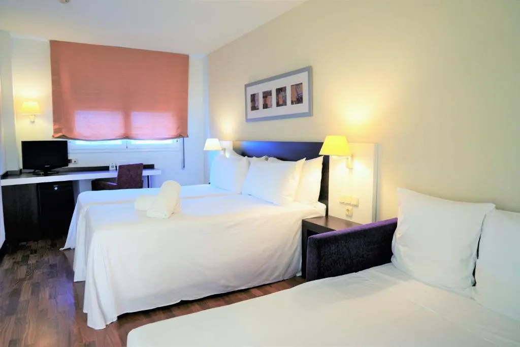 TRIPLE STANDARD Room, Port Valencia Feria, Valencia
