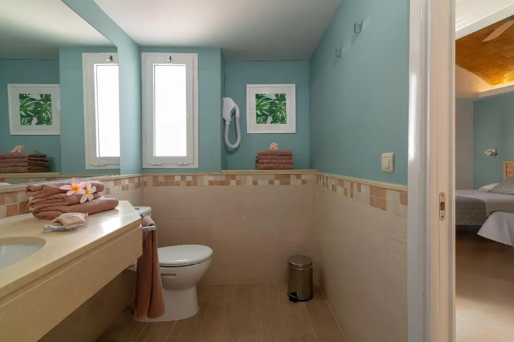 BUNGALOW SUPERIOR CAPACITY 3 Room, Bungalows Cordial Biarritz, Gran Canaria