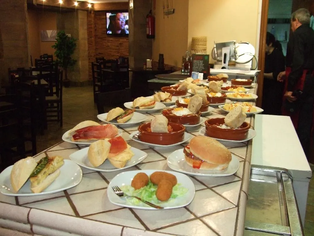 Restaurant, Complutense, Madrid