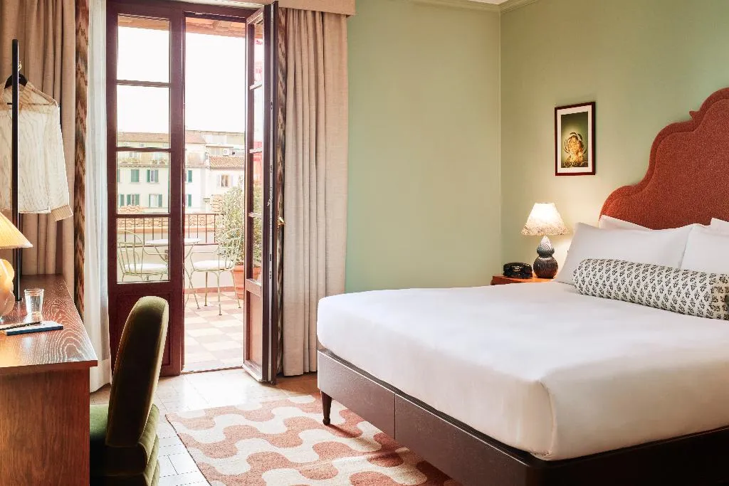 STUDIO WITH TERRACE Room, The Hoxton Florence, Florence