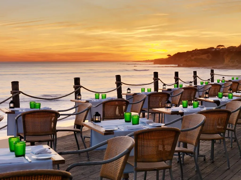 Restaurant, Pine Cliffs Hotel, a Luxury Collection Resort, Algarve