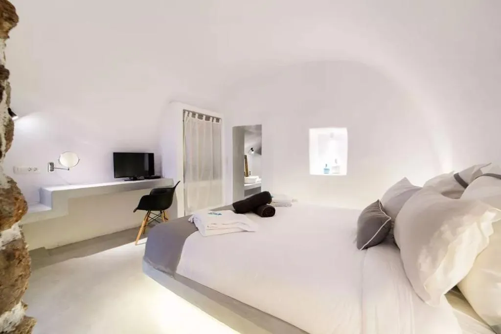 Room, Oia Vista House, Santorini