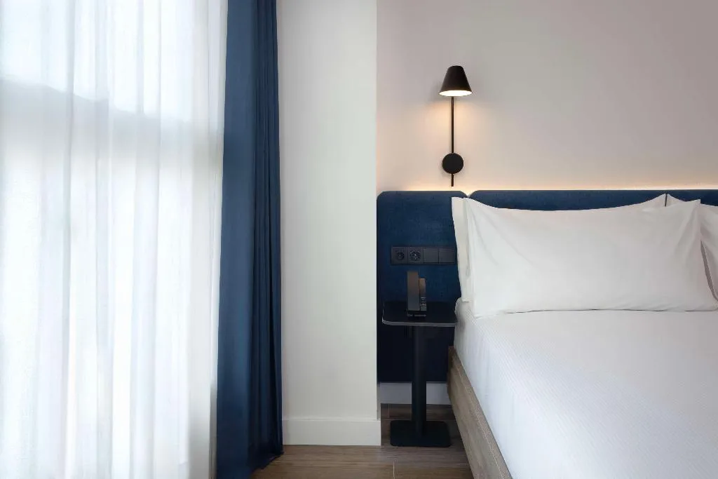 DOUBLE KING SIZE BED Room, Hampton By Hilton Malaga Martiricos, Costa Del Sol