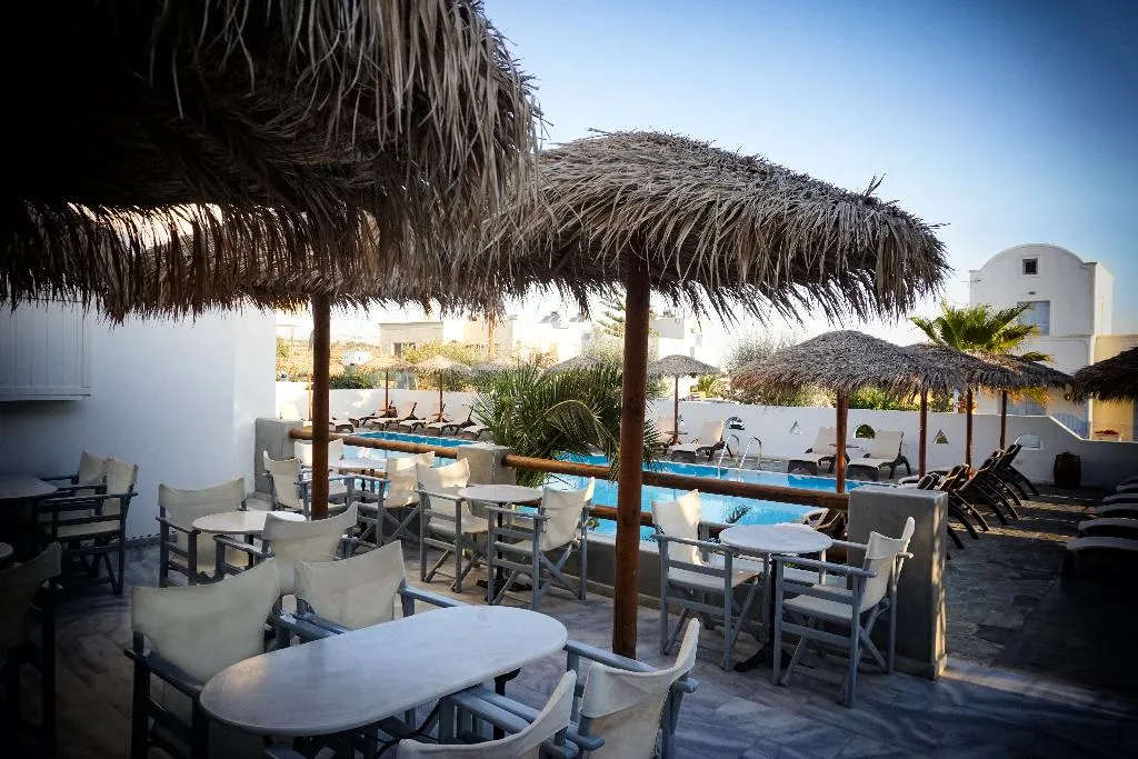 Bar, Alexandra, Santorini