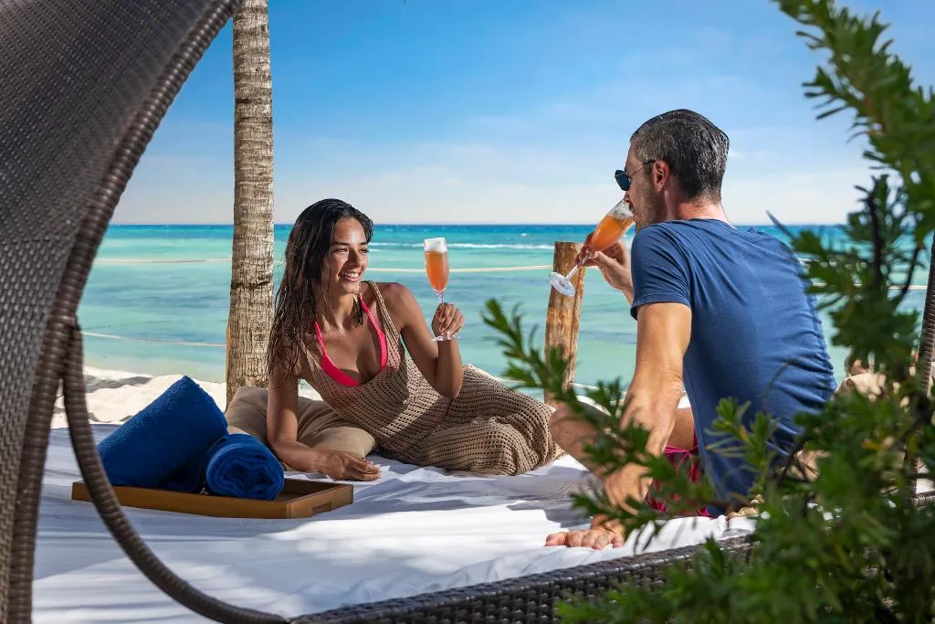 Beach, El Beso Adults Only at Ocean Riviera Paradise AI, Cancun Area