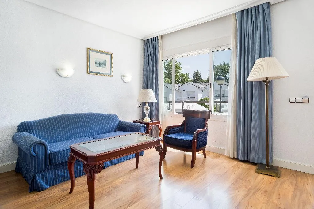 Double or Twin SUPERIOR Room, Best Osuna Madrid Feria, Madrid