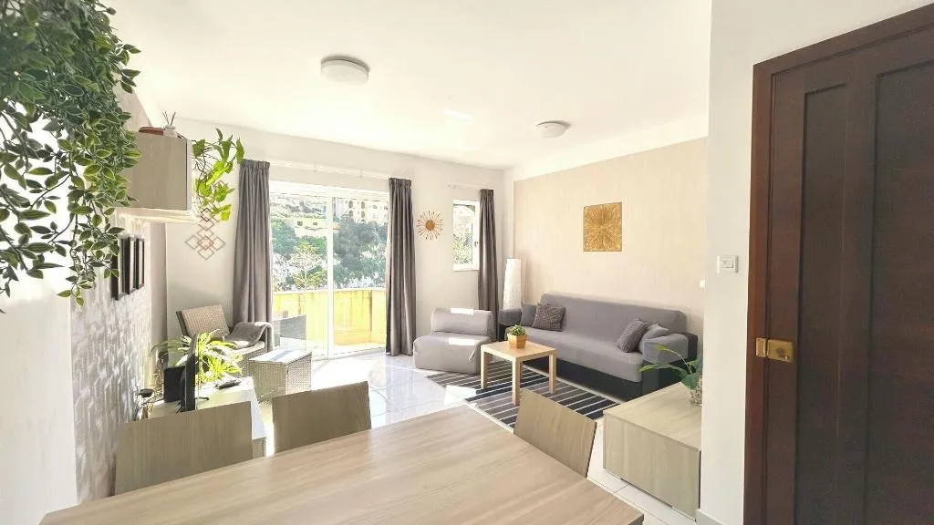 Room, Arzella Apartments, Gozo