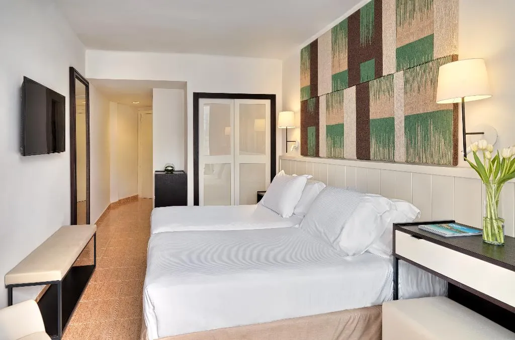DOUBLE STANDARD Room, H10 Casa del Mar, Majorca