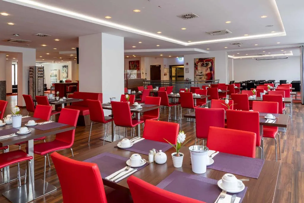 Restaurant, PLAZA Premium Berlin Kurfürstendamm, Berlin