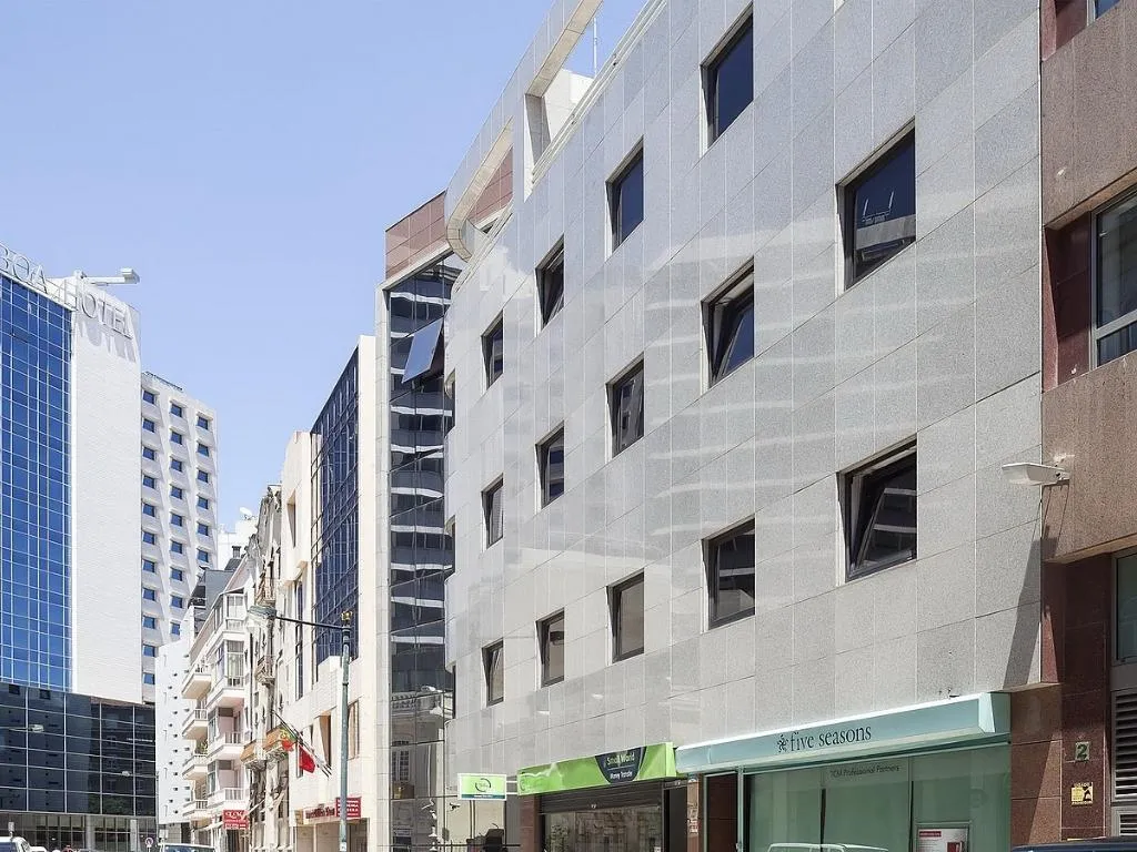 STUDIO SUPERIOR WITH BALCONY Room, Hello Lisbon Marques de Pombal Apartments, Lisbon