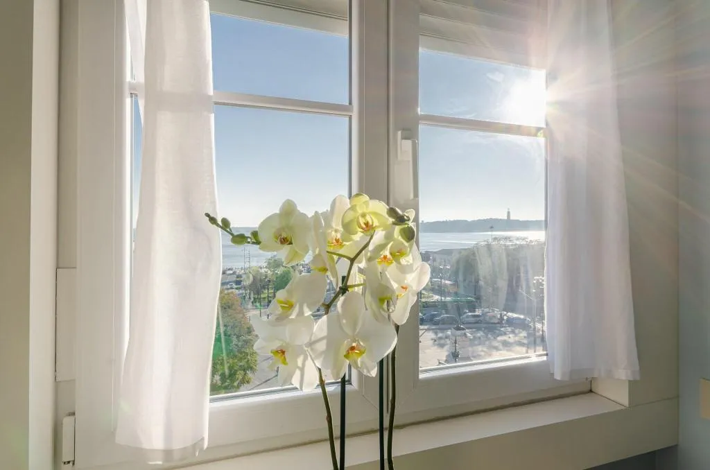 DOUBLE SUPERIOR RIVER VIEW Room, Lx Boutique Hotel, Lisbon