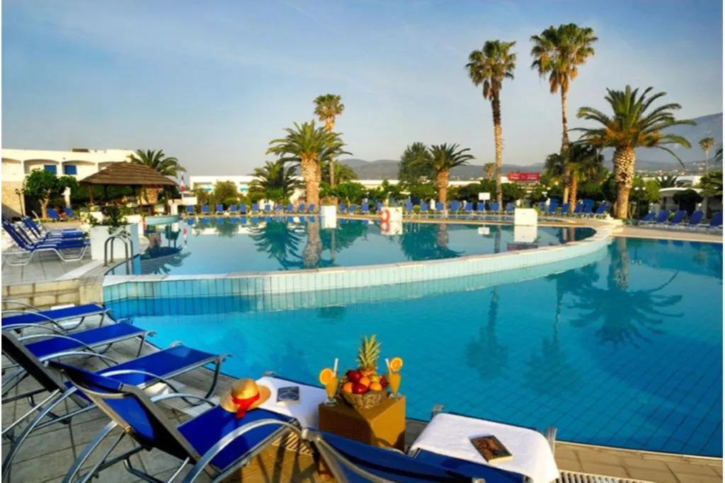 Pool, Kinetta Beach Resort and Spa, Athens