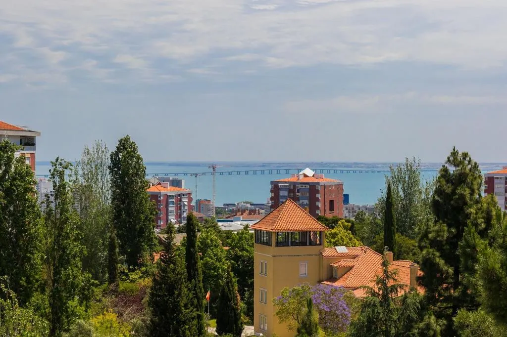General view, Lisbon Airport Hostel, Lisbon