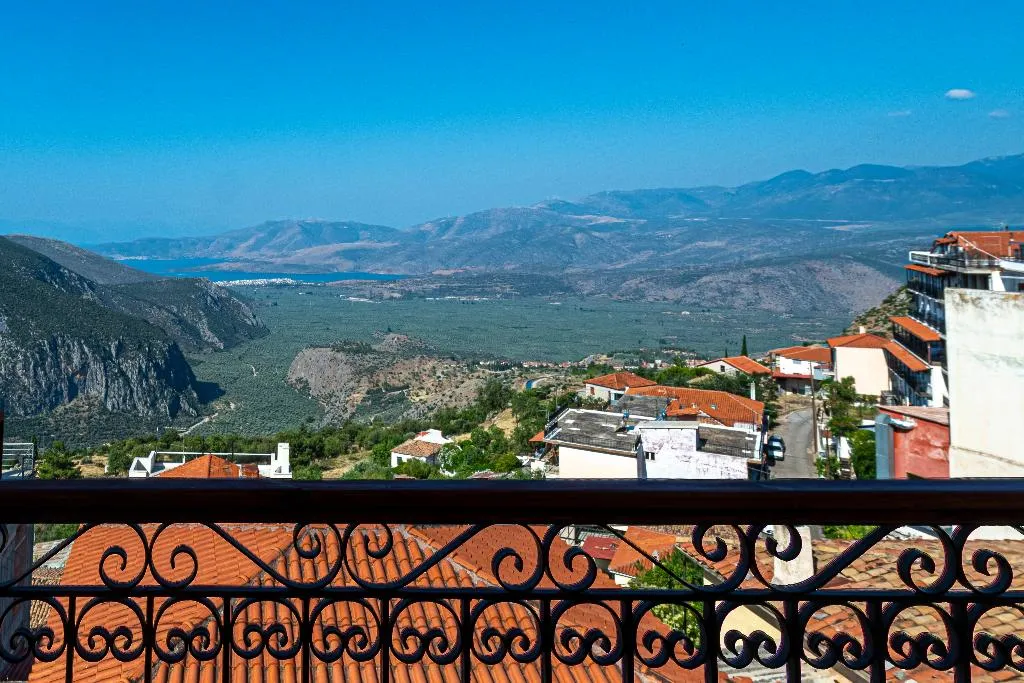 General view, Fedriades Delphi, Athens