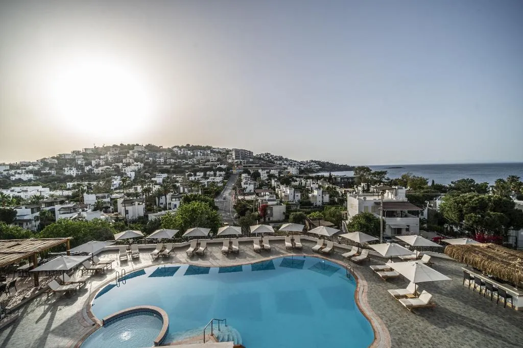 JUNIOR SUITE WITH TERRACE Room, Elementa Luxury Boutique Hotel, Bodrum