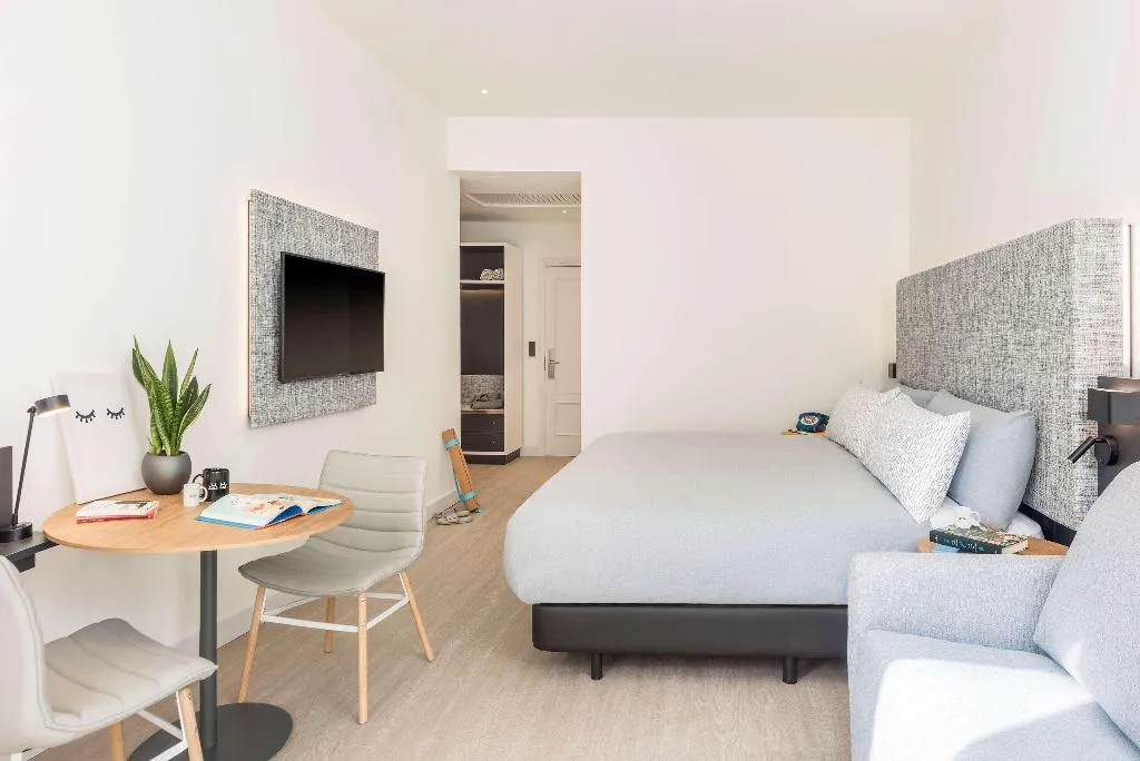 Room STANDARD Room, Innside Madrid Gran Via, Madrid