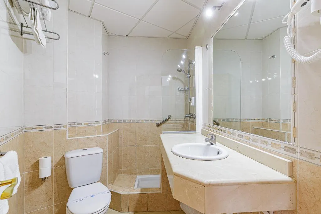 APARTMENT CAPACITY 2 ONE BEDROOM Room, Doramar, Costa Del Sol
