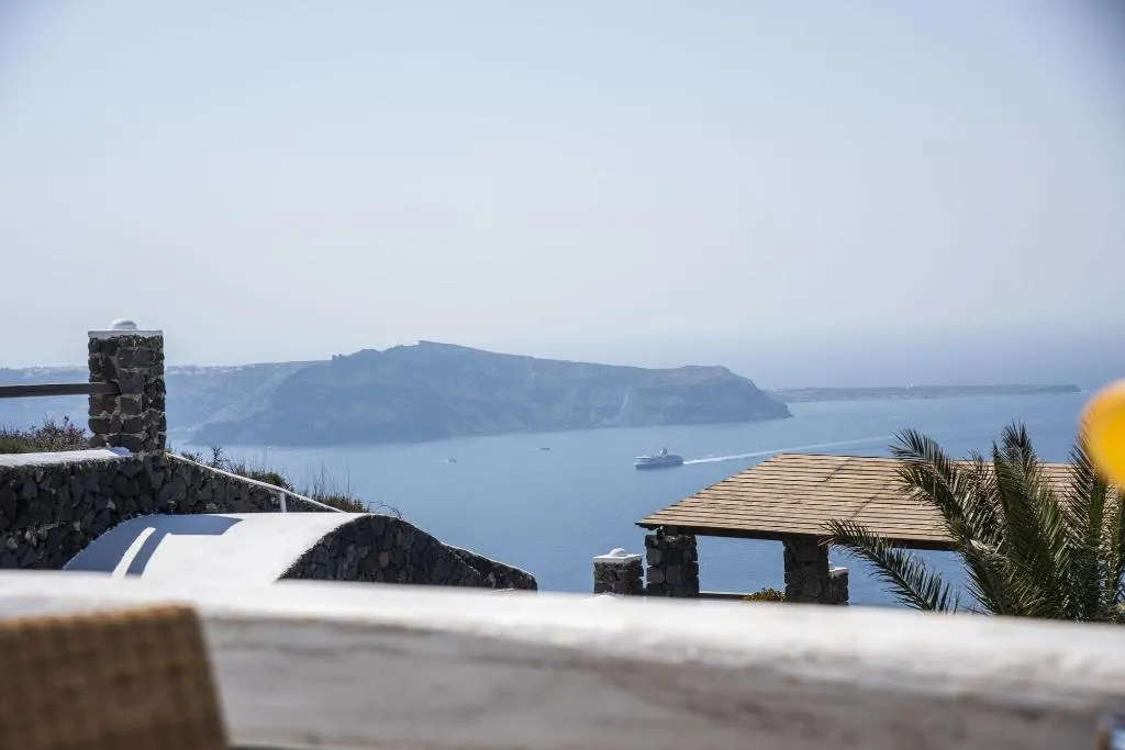 Room, Caldera Memories, Santorini