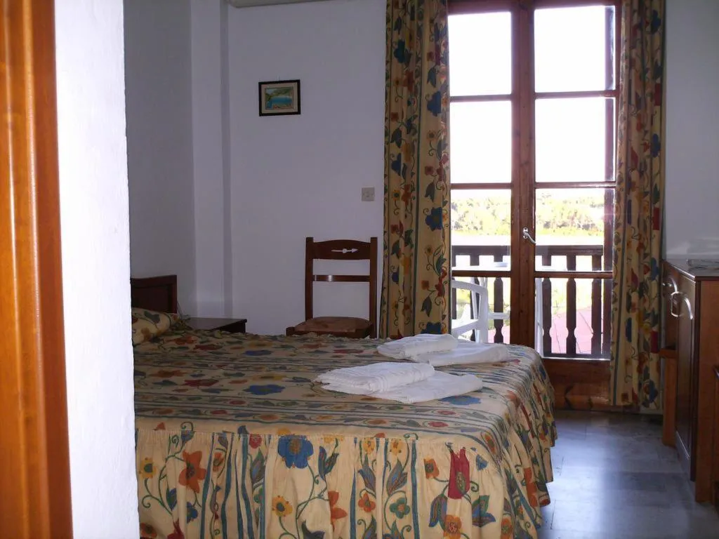 DOUBLE STANDARD Room, Golden Beach, Skiathos