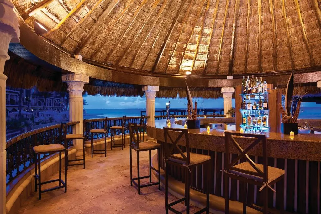 Bar, Wyndham Alltra Playa del Carmen Adults Only All In, Playa Del Carmen