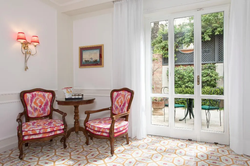 Double or Twin STANDARD Room, Grand Hotel Royal, Naples