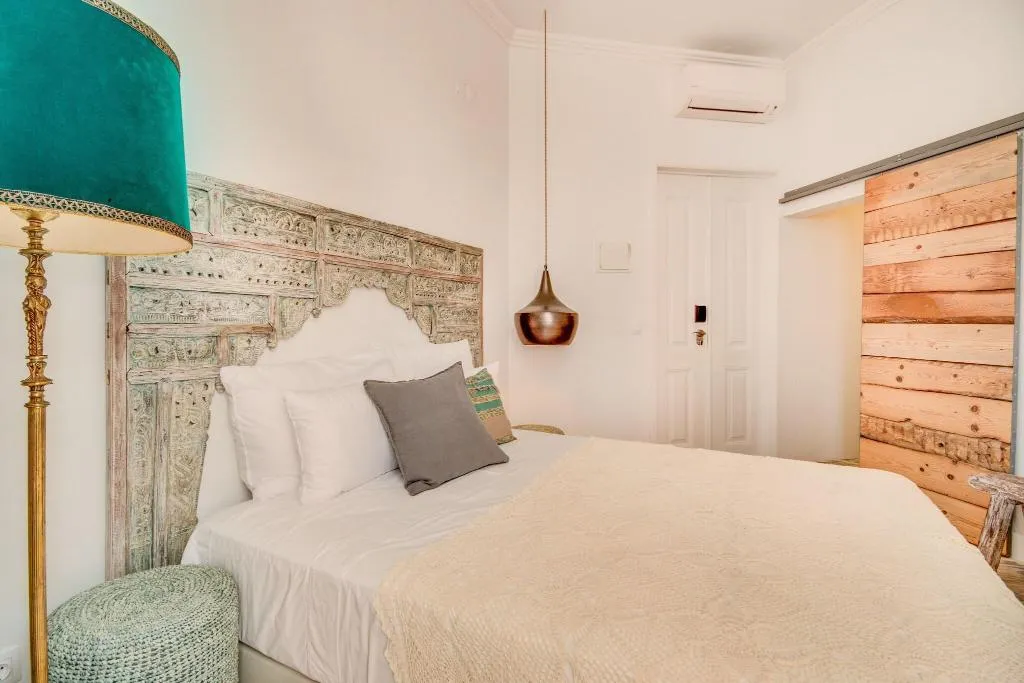 DOUBLE SUPERIOR WITH DOUBLE BED Room, Garam Lisboa, Lisbon