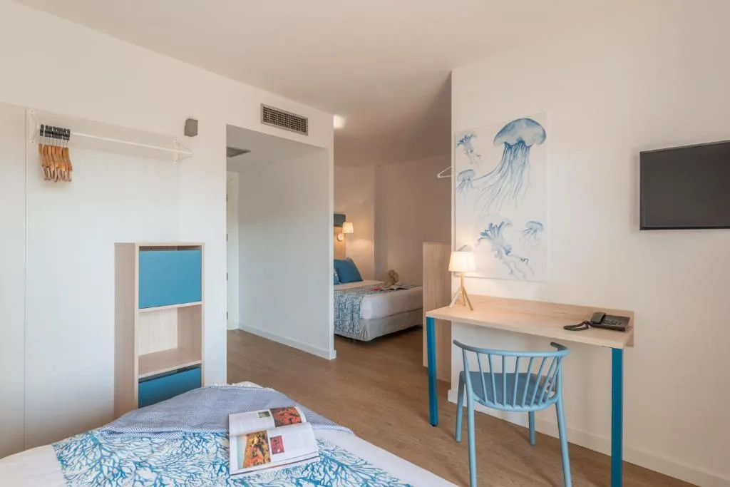 TRIPLE STANDARD Room, Hotel Salou Beach Rentalmar, Costa Dorada