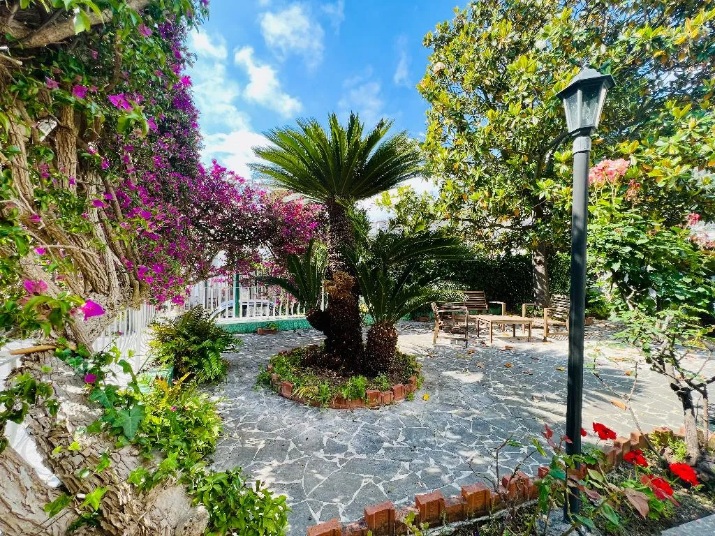 General view, Villa Sorrento Resort, Naples