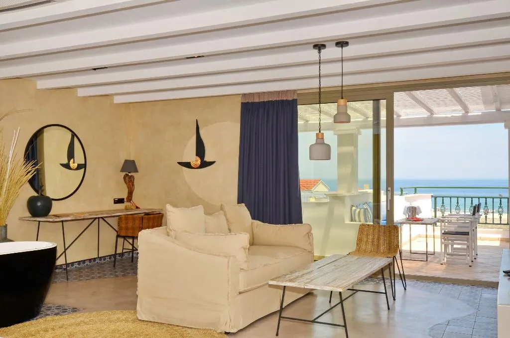 SUITE DELUXE SEA VIEW Room, Evilion, Thessaloniki