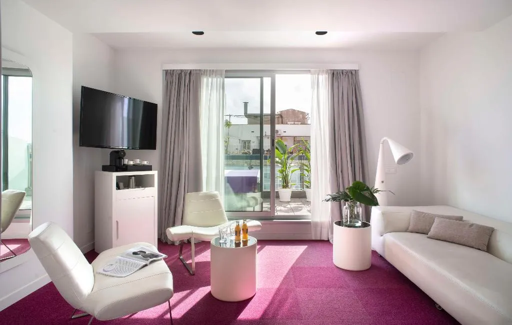 JUNIOR SUITE WITH TERRACE Room, Allegro Barcelona, Barcelona