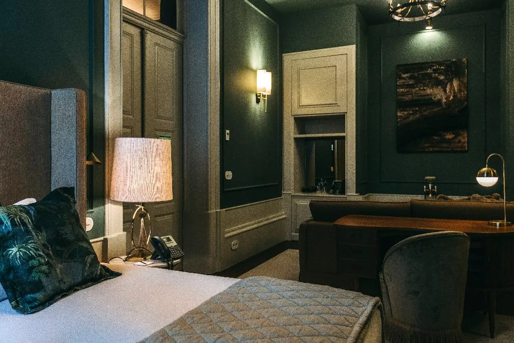 DOUBLE DELUXE Room, Torel 1884 Suites & Apartments, Porto