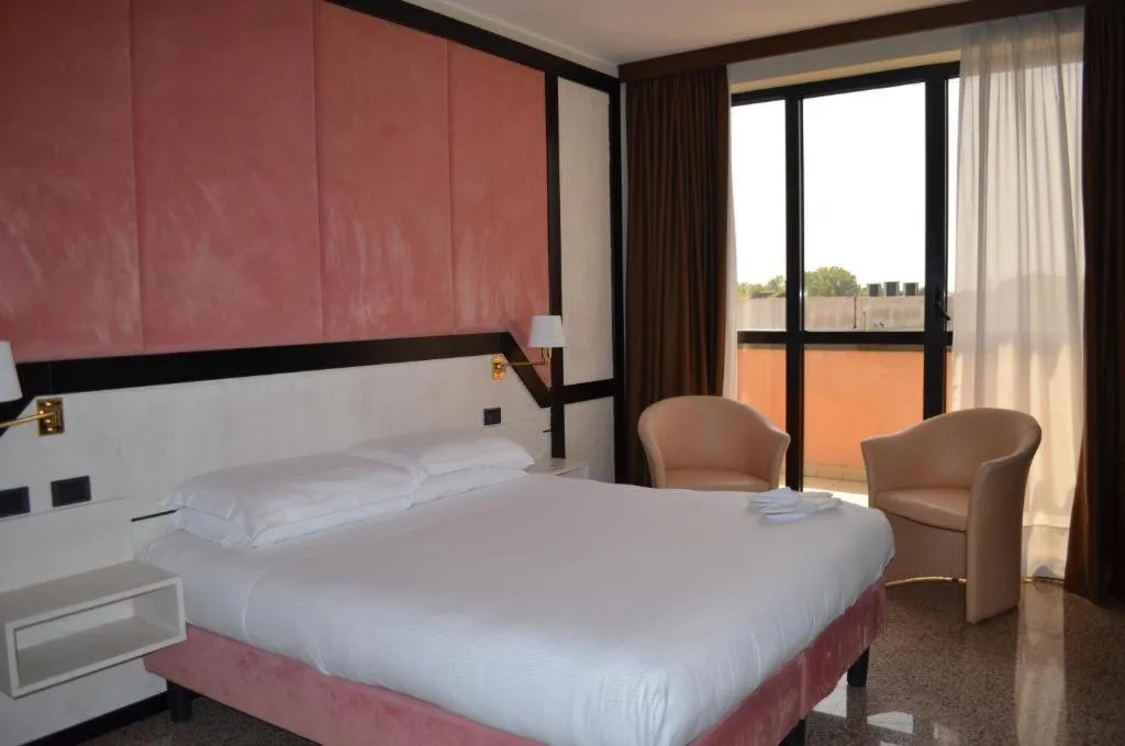 DOUBLE STANDARD Room, Hotel Diamante, Milan