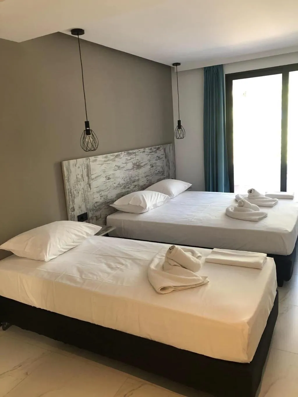 Room, Evita Blue, Athens