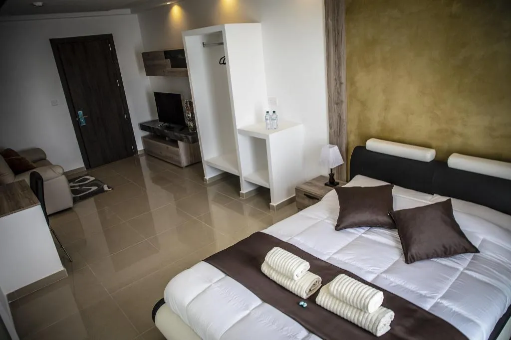 Room, The Pearl - Luxury Guest House, Malta