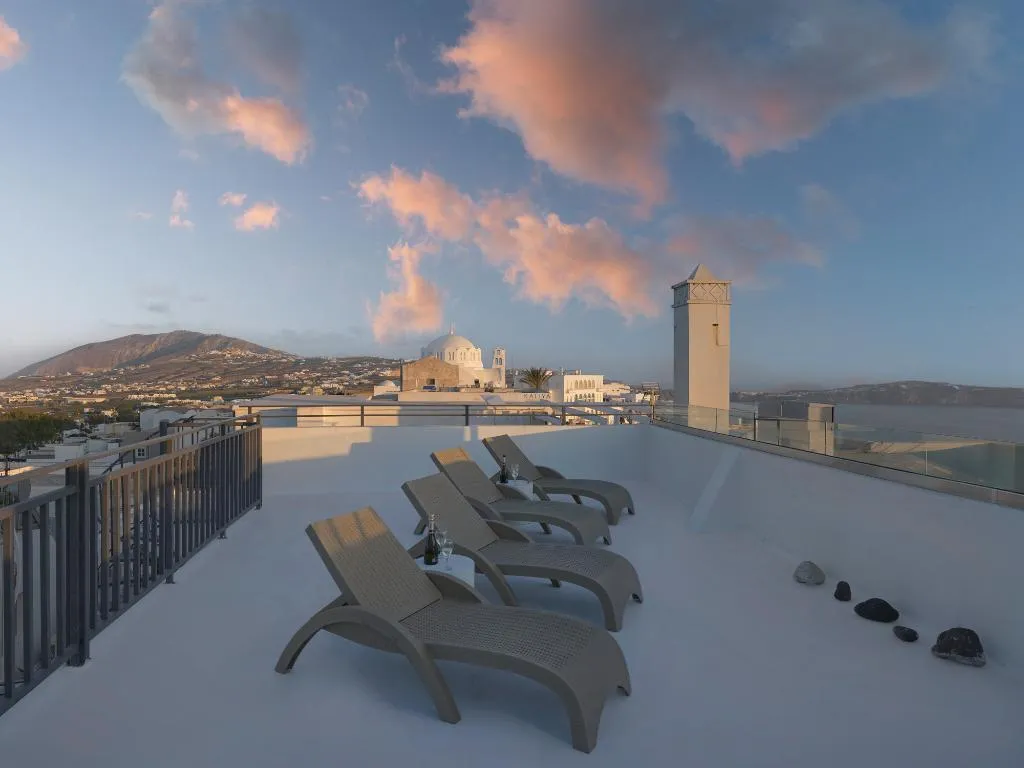 SUITE WITH JACUZZI WITH VIEWS Room, Tatakis Design Hotel, Fira, Santorini