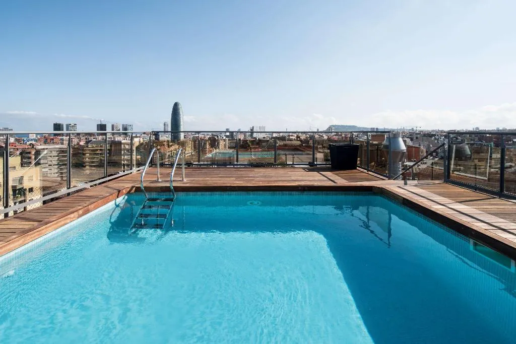 Pool, Catalonia Atenas, Barcelona