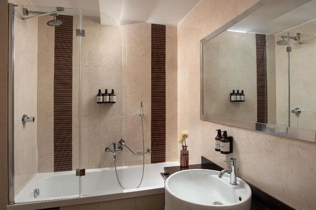 SUITE STANDARD Room, NH Collection Roma Giustiniano, Rome
