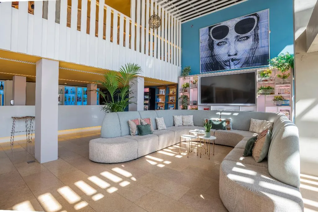 Lobby, Leonardo Boutique Hotel Port Portals - Adults only, Majorca