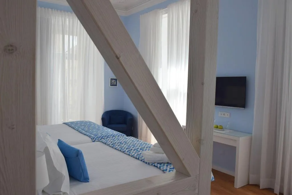 Room, Chiado Dream Apartments, Lisbon