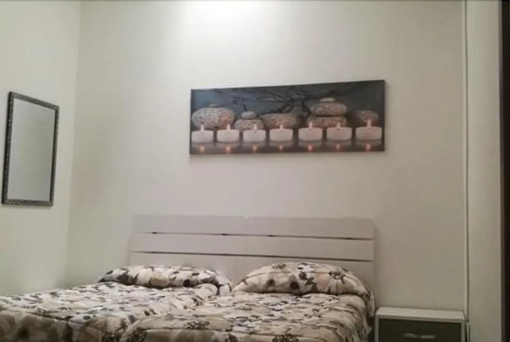 Room, Bed And Breakfast Ocurniciell, Naples