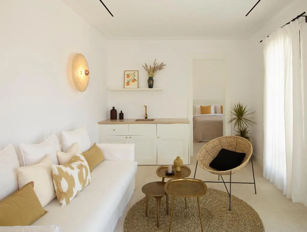HOME WITH PRIVATE POOL Room, Bonzoe Suites & Villas, Mykonos