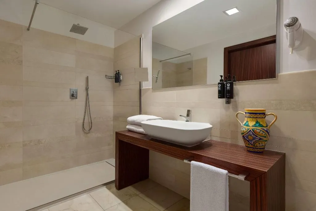 Room, Dolce by Wyndham Siracusa I Monasteri Golf & Spa, Catania
