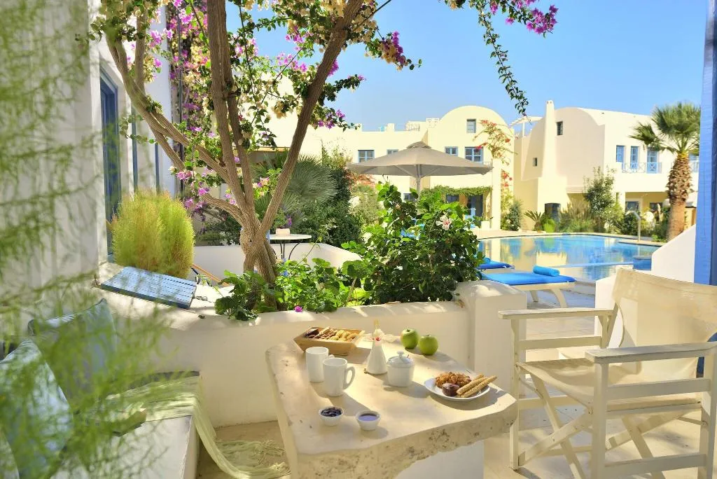 JUNIOR SUITE WITH DOUBLE BED Room, Tamarix Del Mar, Santorini