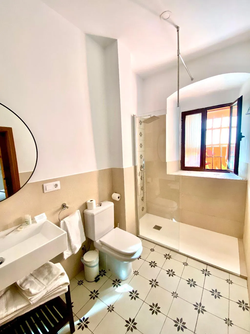 DOUBLE STANDARD Room, El Rincon de las Descalzas, Seville