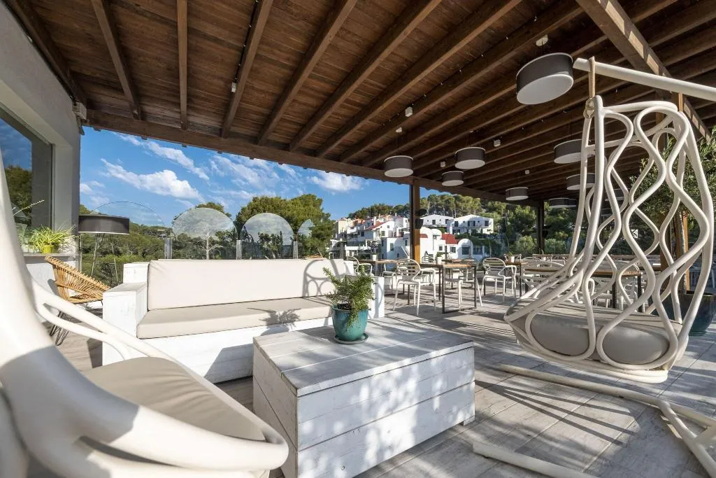 Bar, ARTIEM Audax, Menorca