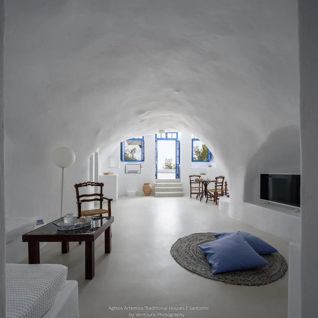 Room, Aghios Artemios Traditional Houses, Santorini