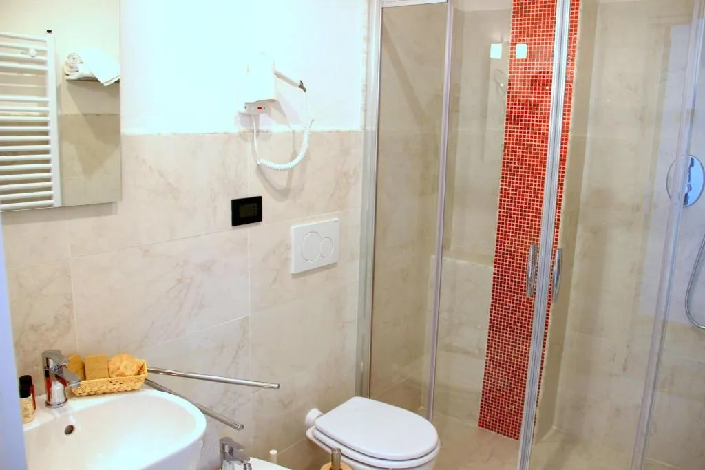 TRIPLE SUPERIOR Room, Luxor Florence, Florence