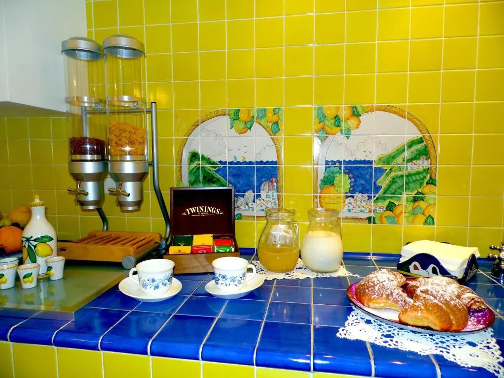 Restaurant, Dimora Carlo III, Naples